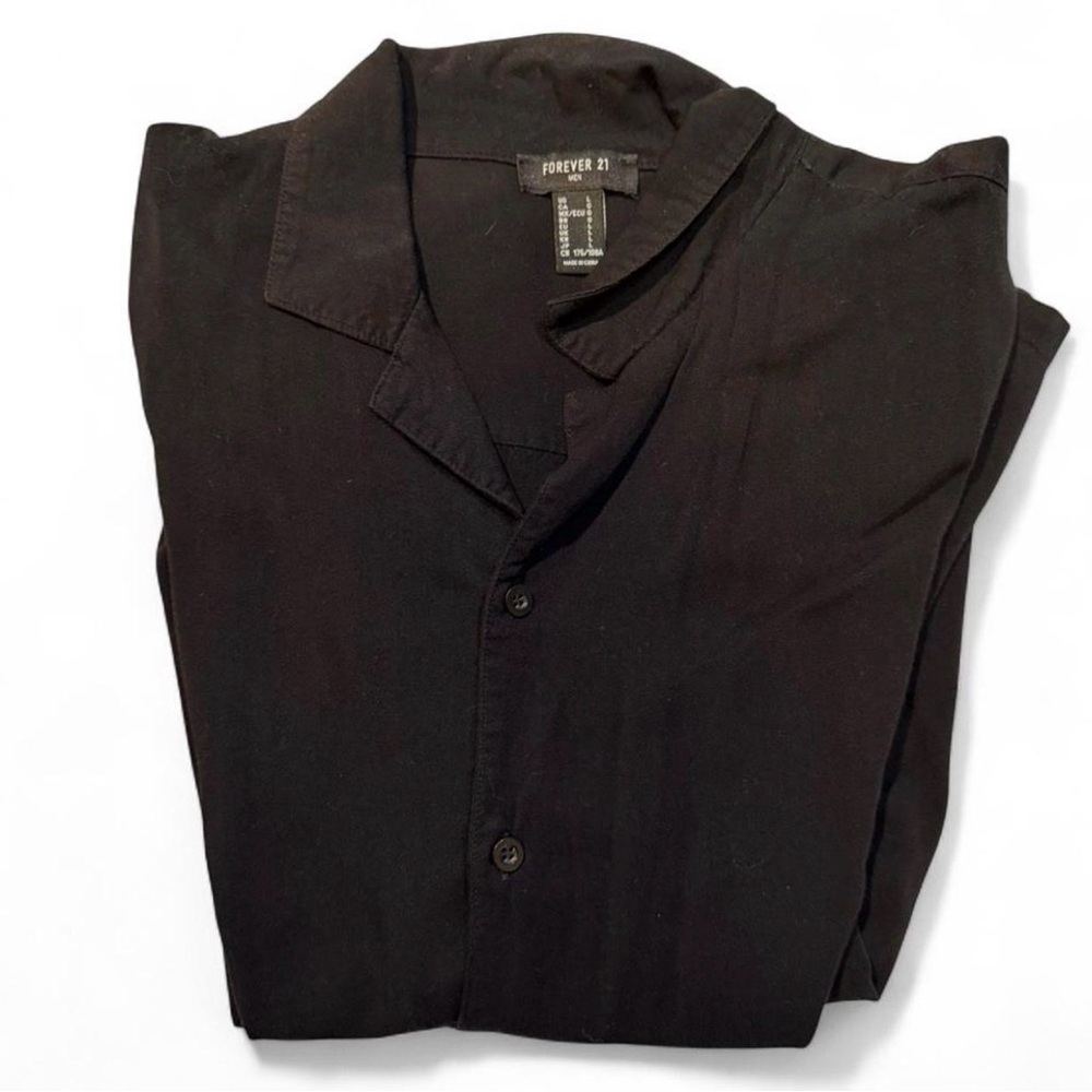 Forever 21 Men's Casual Black Button Down Shirt